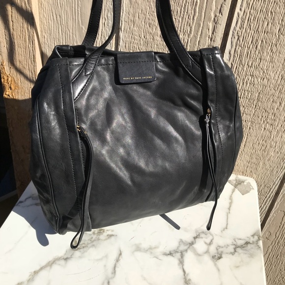 MARC JACOBS MOTO ALL LEATHER TOTE BAG PURSE BLACK - Picture 2 of 8